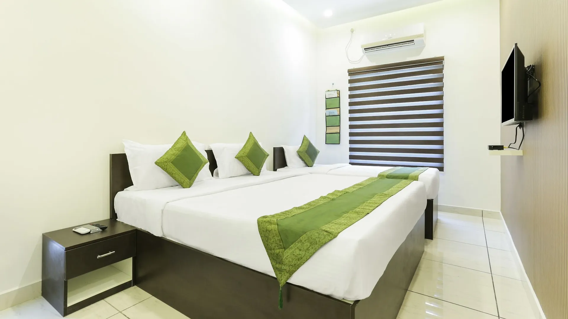 Treebo F Square Hotel Kochi 3*,